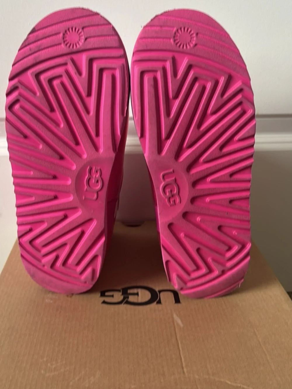 UGG Kids Bright Pink Glossy Rain Ankle Boots